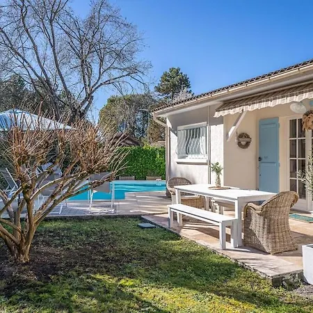 Familiale Avec Piscine Chauffee Vakantiehuis
